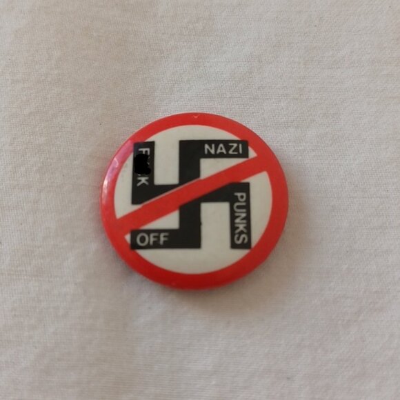 SET OF 10 Vintage 80s Political Punk Rock Pinback Buttons in Various Sizes - Picture 15 of 16